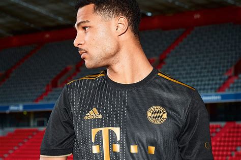 Sale Bayern Third Kit In Stock