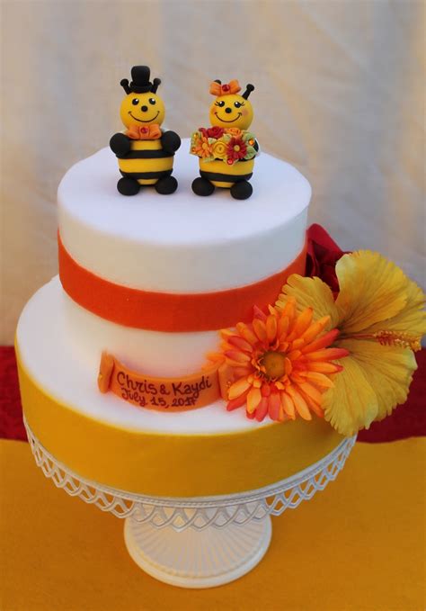 Bee Wedding Cake Topper Personalized Bee Bride And Groom Etsy