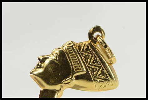 14K 3D Ancient Egyptian Queen Nefertiti Charm Pendant Yellow Gold