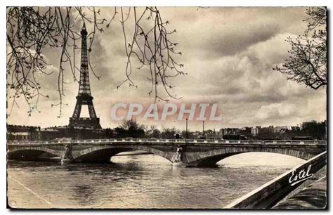 Paris 7 Le Pont D Alma Et La Tour Eiffel Carte Postale Ancienne