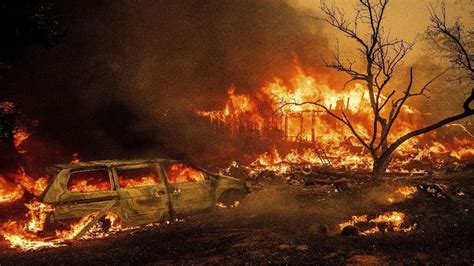 California Y Canad Luchan Contra Incendios Forestales Sin Control Con