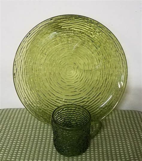 Vintage Pair Of Anchor Hocking Soreno Avocado Green Glass Snack Plates With Cups Etsy Green