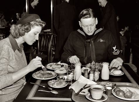 Shorpy Historical Picture Archive Lunch With Lynn And Hugh 1943