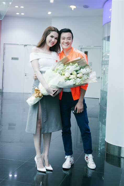 Ngọc Trinh bí mật đến chúc mừng Hot boy nổi loạn 2 của Vũ Ngọc Đãng