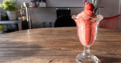 Recette de yogourt glacé aux fraises sans sorbetière Béatrice