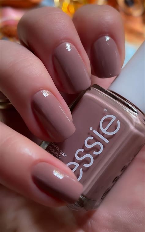 Mauve Nails 9 Beautiful Nude And Mauve Nail Polish Swatches Sammie Etc Mauve Nails Mauve