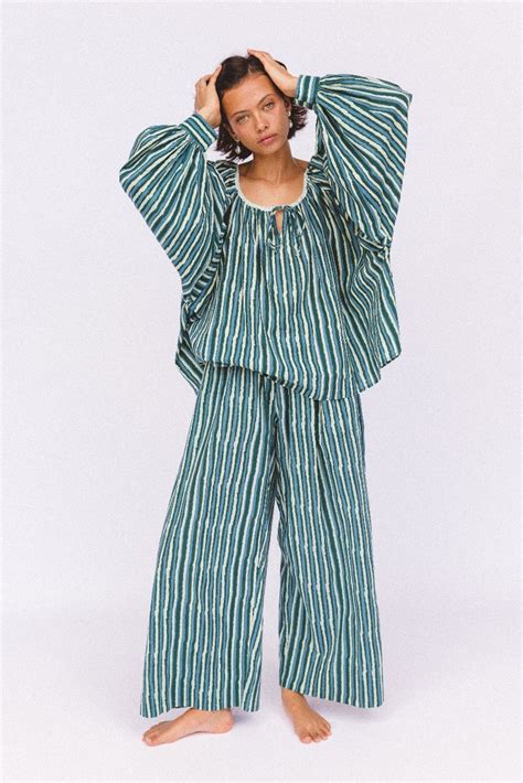 Ria Pants Cyan Candy Daughters Of India