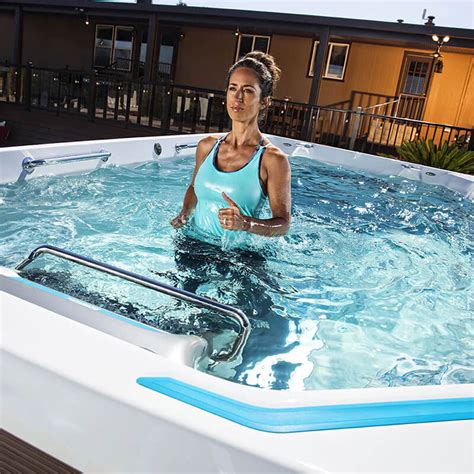 E550 Endless Pools® Fitness Systems The Hot Tub Store