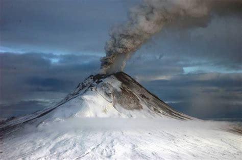 Deadliest Volcanic Eruptions In History | ThatViralFeed