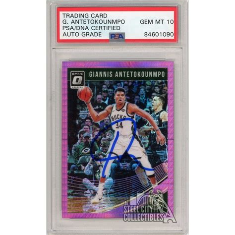 Giannis Antetokounmpo 2018 19 Donruss Optic Hyper Pink Autograph Card