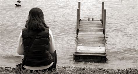 5 Ways To End Loneliness According To Attachment Science