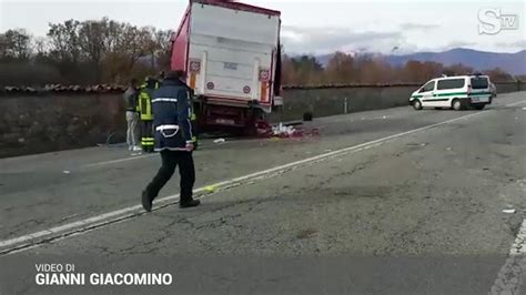 La Scena Dell Incidente Sulla Direttissima Della Mandria La Stampa