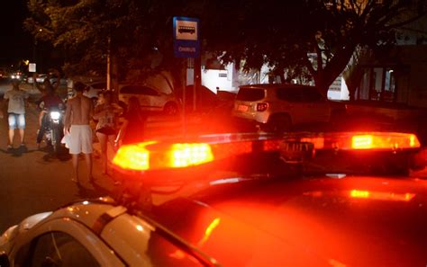 Homem é morto a tiros e outro fica ferido na praia do Bessa em João