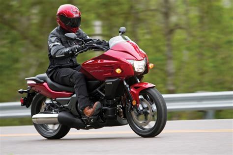 6 Automatic Motorcycles That Are Perfect For Newer Riders ...