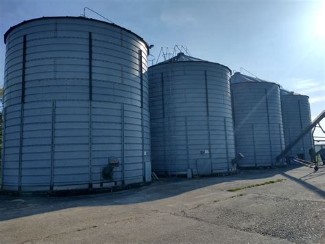 Silos Silosy Zbo Owe Ton Sztuki Bin Zbiornik Na Zbo E Tarn Wka Olx Pl