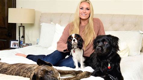 Olympic Gold Medalist Lindsey Vonn Is Here To Pick The Top Dog Mom Of