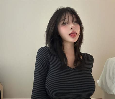 Pin By Alisah On Awek Cantik In Blonde With Freckles Real Women Beautiful Smile Women