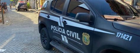 Pol Cia Civil Prende Dupla Envolvida Em Homic Dio Registrado Em Pacajus