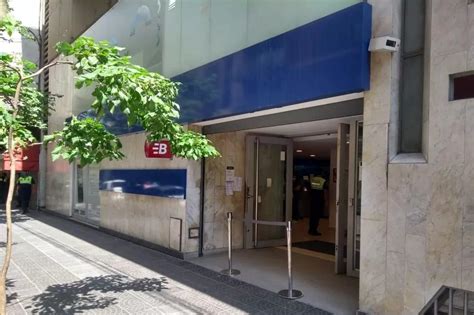 El lunes se celebra el Día del empleado bancario y no habrá bancos ni