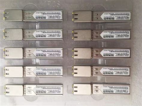 Juniper Networks 740 013111 01 Sfp 1ge Fe E T Fclf8521p2btl J4 Transceiver 1pcs Ebay