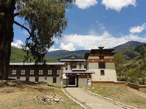 11 Days Bhutan Tour With Amankora Luxury Hotel