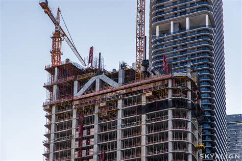 Brickell S Glass Fa Ade Installation And Vertical Ascent Continues