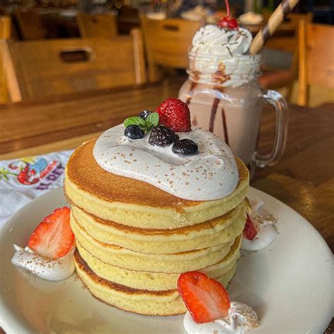 Hot Cake Monchosos Pz Con Crema De Coco Mariscos El Rey Hermosillo