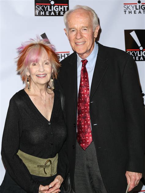 Mike Farrell Shelley Fabares Photos Photos - Zimbio