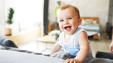 When Do Babies Start Laughing? | Peanut