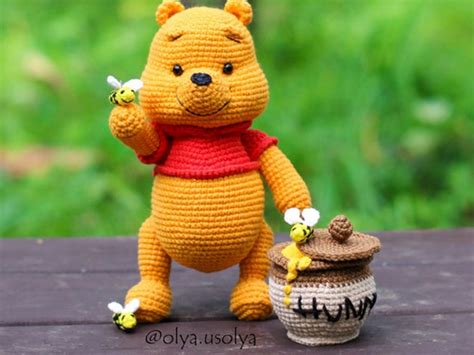 Winnie the Pooh - Share a Pattern