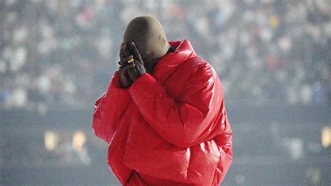 Donda De Kanye West Sorti Sans Son Accord Le Rappeur Accuse Universal