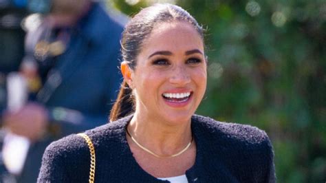 Vid O Meghan Markle Le Ventre Tr S Arrondi Un Clich Inattendu De