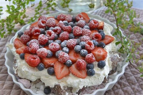 Denne kaken lager du på 10 minutter Ny favoritt Enkle desserter