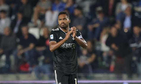 Juventus Alex Sandro Pi Vicino Al Record Di Nedved Quanto Manca