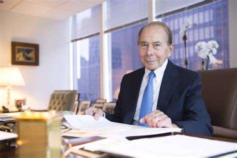 Former AIG Chief Hank Greenberg Wins Moral Victory in Bailout Trial - WSJ