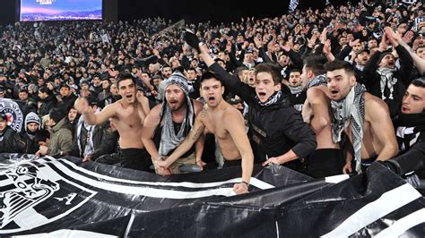 L Uefa Sanctionne Le Paok Et Le Rapid Rtbf Actus