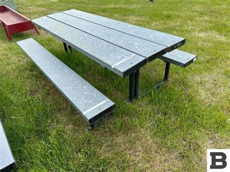 Pro Bound Sports Picnic Table Booker Auction Company