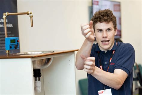 Sustainable solution created by Basildon apprentices wins 2022 IMechE awards | Leonardo in the UK