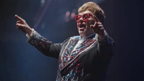 Elton John Thanks Fans At Final Farewell Show In Sweden The Australian