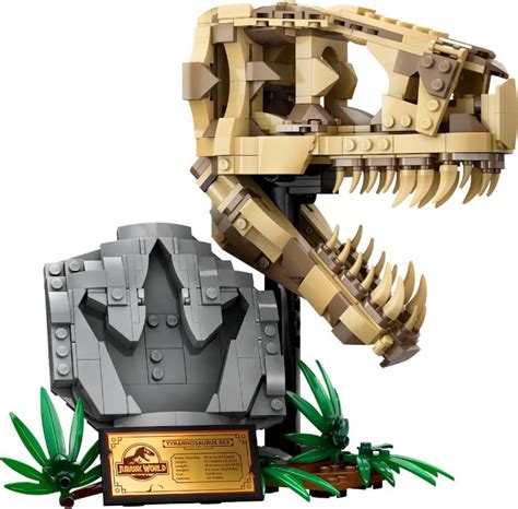 Build Your Own T-Rex Skull With This ‘Jurassic World’ Lego Set