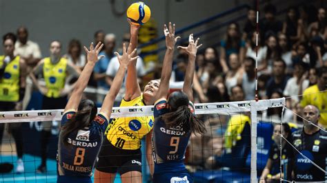 Vôlei qual foi o último time a destronar Minas e Praia Clube na