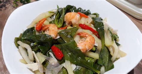 Resep Tumis Daun Ginseng Labu Siam Oleh Bulbul Kitchen Cookpad