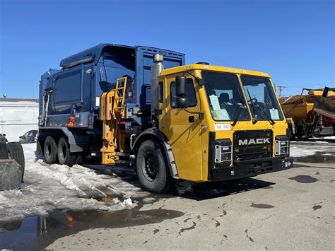 Mack LR CNG Labrie Automizer Mack Mru Flickr