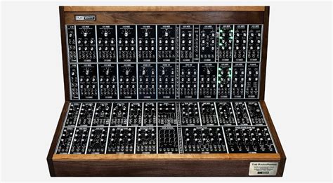 RadioPhonic Synth from AJH Synth and Hans Zimmer - gearnews.com