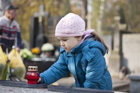 Mit Kindern Ber Den Tod Sprechen Babyartikel De Magazin