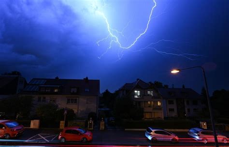 DWD warnt Unwetterartige Gewitter in fast ganz Bayern möglich