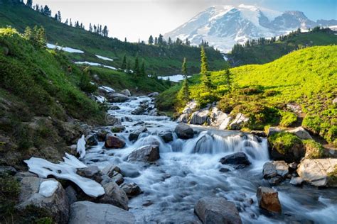 Myrtle Falls Hiking Trail In Mt Rainier National Park In Washington