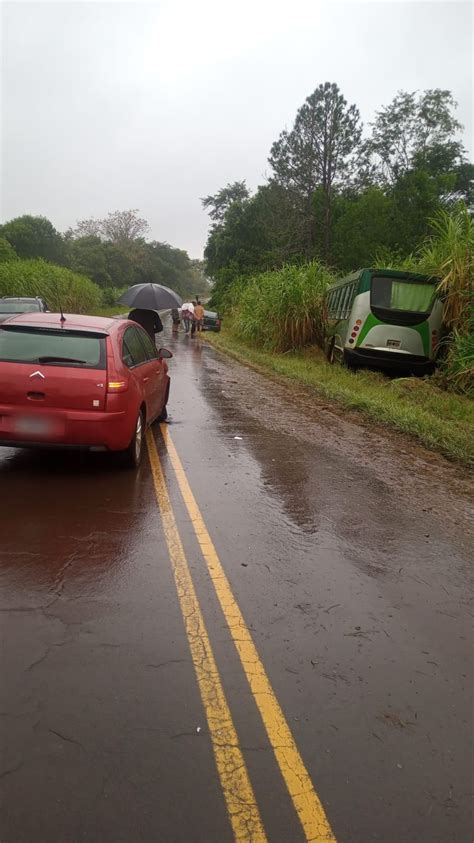 Ingresó a la ruta 103 y provocó un triple choque no hubo heridos