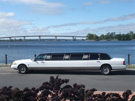 Photo Gallery Spotlight Limousine