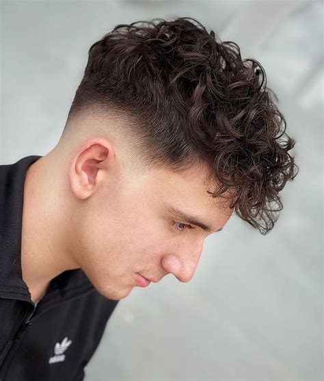 29 Curly Hair Fade Haircuts For Guys In 2024 Artofit